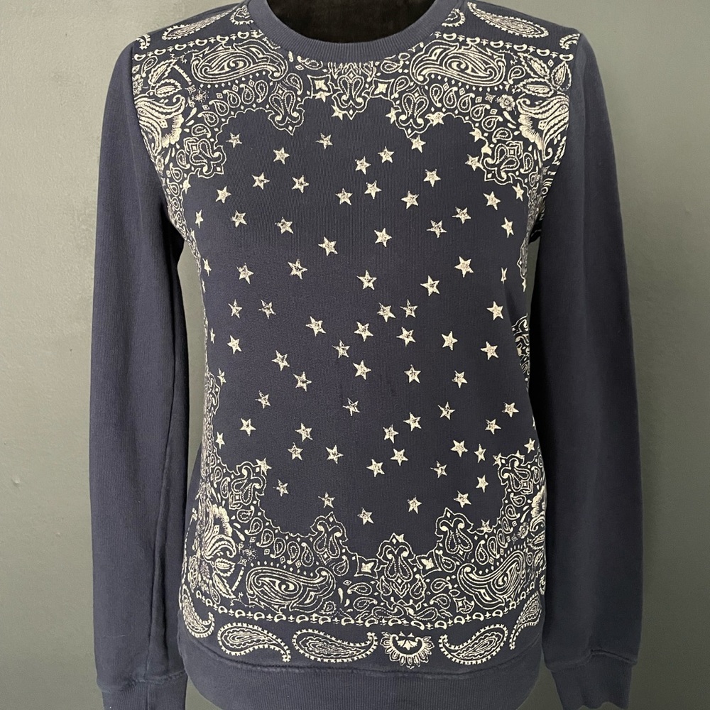 LUCKY BRAND XS Navy Blue Bandana Print Crew Neck Sweatshirt Great Condition! ⭐️